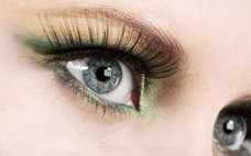 假睫毛天天戴有影響嗎 假睫毛貼上會(huì)不舒服嗎