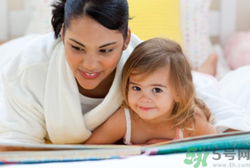 如何引導(dǎo)寶寶看繪本有什么技巧.png 如何引導(dǎo)寶寶看繪本有什么技巧.png