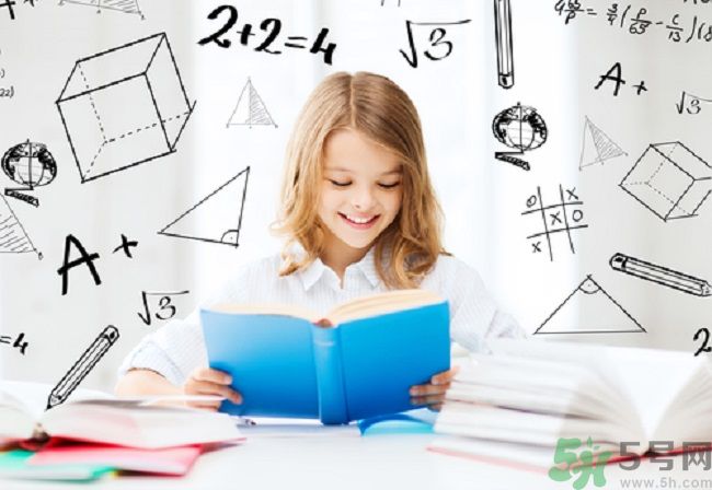 父母如何正面鼓勵提高孩子學(xué)習(xí)興趣.jpg 父母如何正面鼓勵提高孩子學(xué)習(xí)興趣.jpg