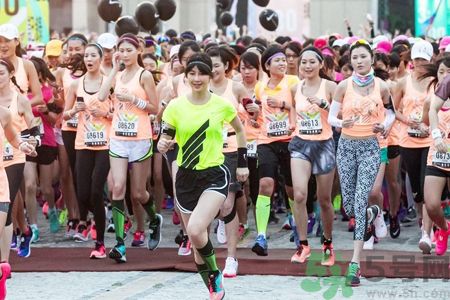 馬拉松跑完有后遺癥?應(yīng)對(duì)足底筋膜炎上身 馬拉松跑完有后遺癥?應(yīng)對(duì)足底筋膜炎上身