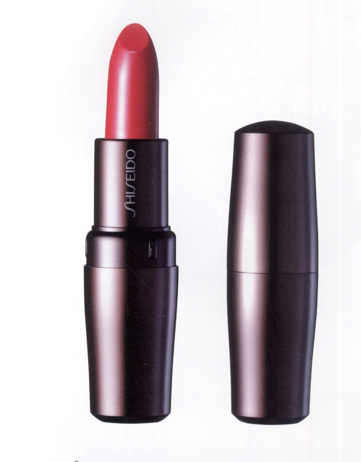 口紅這么紅含鉛量很高你知道嗎？使用口紅的注意事項(xiàng)！