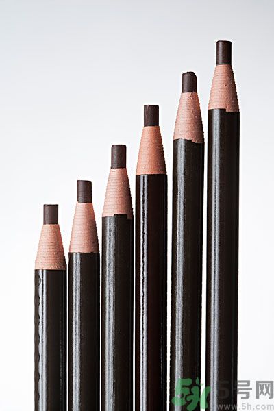 怎么選擇眉筆的顏色？眉筆的顏色有哪幾種？