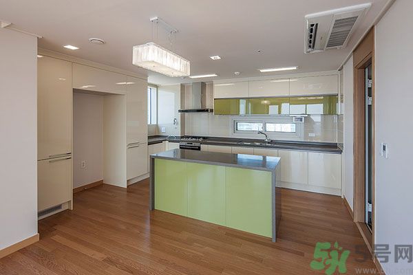 吹空調(diào)鼻子不舒服怎么辦？吹空調(diào)鼻子過(guò)敏怎么回事？