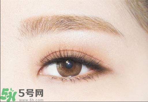 眉筆和眉粉哪個(gè)好用？眉筆和眉粉有什么區(qū)別？