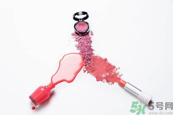 口紅保質(zhì)期一般多久？口紅保質(zhì)期過了能用嗎？