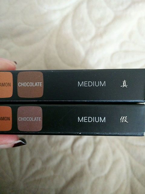 Anastasia修容盤真假辨別圖 Anastasia修容盤真?zhèn)舞b別對比 Anastasia修容盤真假辨別圖 Anastasia修容盤真?zhèn)舞b別對比