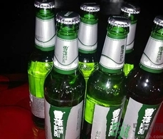 吃羊肉串能喝啤酒嗎?吃羊肉串喝什么酒好? 吃羊肉串能喝啤酒嗎?吃羊肉串喝什么酒好?