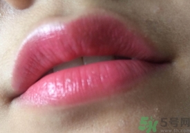 藍(lán)色之戀口紅多少錢?韓國藍(lán)色之戀口紅價(jià)格 藍(lán)色之戀口紅多少錢?韓國藍(lán)色之戀口紅價(jià)格