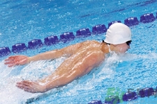 游泳能改善膝關(guān)節(jié)踝關(guān)節(jié)損傷嗎？游泳對膝關(guān)節(jié)炎有益嗎？