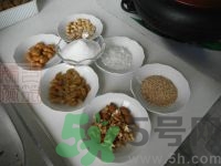 五仁月餅是哪五仁？五仁月餅是哪五種材料？