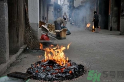 七月半可以理發(fā)嗎?七月半理發(fā)會遭鬼嗎 七月半可以理發(fā)嗎?七月半理發(fā)會遭鬼嗎