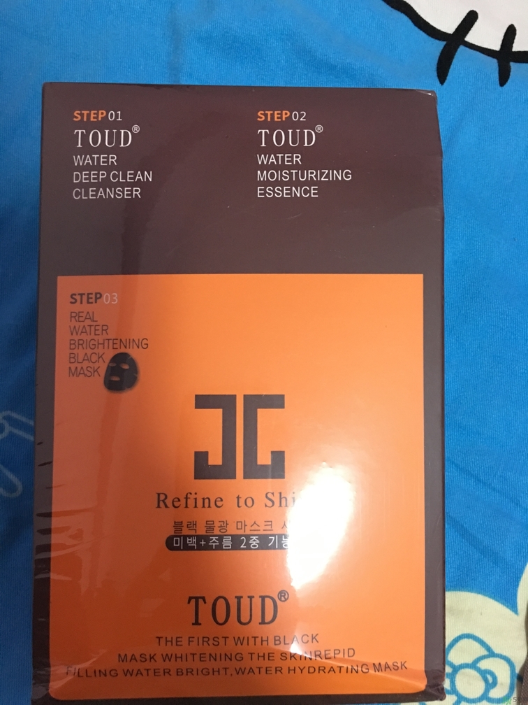 春雨和水光面膜哪個(gè)好？春雨面膜和水光面膜哪個(gè)好？