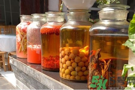 藥酒的好處有哪些？長(zhǎng)期喝藥酒的好處有什么？