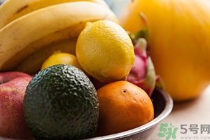 牛油果里面為什么變黑了?牛油果里面有黑色纖維能吃嗎 牛油果里面為什么變黑了?牛油果里面有黑色纖維能吃嗎