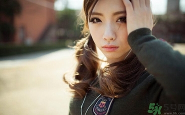 紋眉后多久恢復(fù)自然？紋眉多久能變得自得自然？