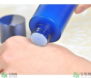 ahc水乳好用嗎？ahc水乳怎么樣？