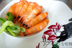 水煮蝦煮多長(zhǎng)時(shí)間？水煮蝦煮幾分鐘？