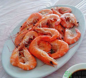 水煮蝦煮多長(zhǎng)時(shí)間？水煮蝦煮幾分鐘？