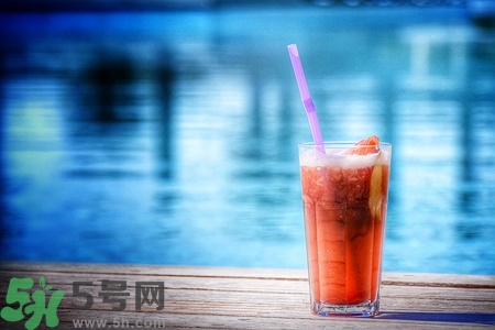 石榴汁可以空腹喝嗎?空腹喝石榴汁好嗎 石榴汁可以空腹喝嗎?空腹喝石榴汁好嗎