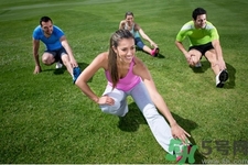 拉筋的方法有哪些？如何正確拉筋？