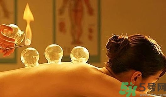 在家拔罐需要注意什么？在家拔罐幾天拔一次？