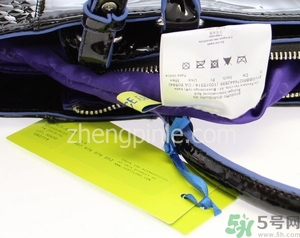 范思哲包包真假怎么辨別?Versace包包真假鑒別圖 范思哲包包真假怎么辨別?Versace包包真假鑒別圖