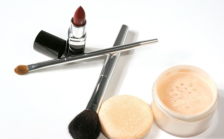 散粉和定妝粉是一樣的嗎 散粉就是定妝粉嗎