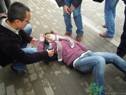 突然暈倒是什么原因造成的?人突然暈倒怎么辦 突然暈倒是什么原因造成的?人突然暈倒怎么辦