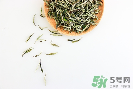 白茶是什么茶?白茶的功效與作用 白茶是什么茶?白茶的功效與作用