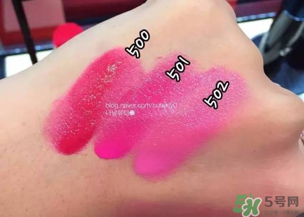 阿瑪尼小胖丁唇釉哪個色最火？阿瑪尼小胖丁唇釉保留了紅管的哪個色？