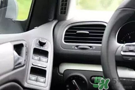 冬天車?yán)锱瘹夂挠蛦?？汽車冬天開暖風(fēng)費油嗎？