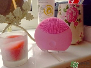 foreo luna2和1的區(qū)別 foreo luna潔面儀一代和二代區(qū)別 foreo luna2和1的區(qū)別 foreo luna潔面儀一代和二代區(qū)別