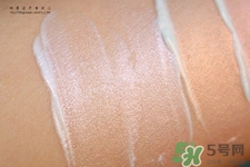 mac高光液試色 mac新晶亮潤膚乳液試色 mac高光液試色 mac新晶亮潤膚乳液試色