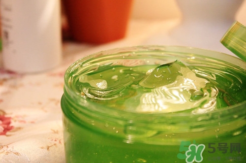 新鮮蘆薈可以吃嗎?怎么吃呢 新鮮蘆薈可以吃嗎?怎么吃呢