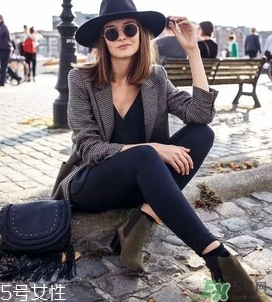 切爾西靴配什么褲子?切爾西短靴搭配 切爾西靴配什么褲子?切爾西短靴搭配