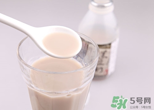 孕婦可以喝豆奶粉嗎?孕婦喝豆奶粉對胎兒好嗎 孕婦可以喝豆奶粉嗎?孕婦喝豆奶粉對胎兒好嗎