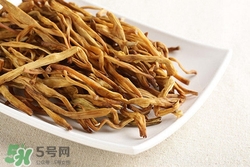 黃花菜的根能吃嗎?黃花菜的根功效與作用 黃花菜的根能吃嗎?黃花菜的根功效與作用