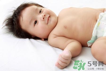 半歲寶寶頭發(fā)稀少怎么回事?半歲寶寶頭發(fā)稀少怎么辦? 半歲寶寶頭發(fā)稀少怎么回事?半歲寶寶頭發(fā)稀少怎么辦?