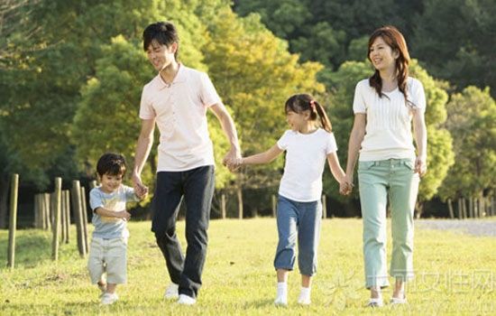 晚上吃太多第二天難受反胃怎么辦 晚上吃太多第二天難受反胃怎么辦