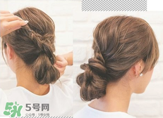 女生怎么扎頭發(fā)好看_女生扎頭發(fā)發(fā)型步驟 女生怎么扎頭發(fā)好看_女生扎頭發(fā)發(fā)型步驟