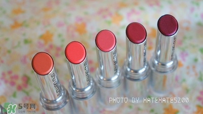 植村秀柔霧唇膏色號(hào)試色 植村秀無(wú)色限柔霧唇膏試色圖