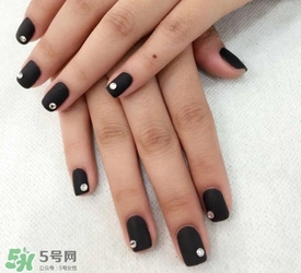 個(gè)性磨砂美甲教程 磨砂美甲圖片2017款式 個(gè)性磨砂美甲教程 磨砂美甲圖片2017款式