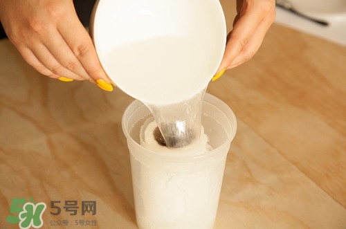 屈臣氏卸妝濕巾好用嗎?屈臣氏卸妝濕巾怎么樣? 屈臣氏卸妝濕巾好用嗎?屈臣氏卸妝濕巾怎么樣?