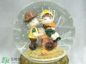 學(xué)生送什么情人節(jié)禮物？適合學(xué)生的情人節(jié)禮物有哪些？