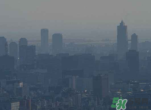 霧霾天開空調(diào)會不會污染室內(nèi)空氣？