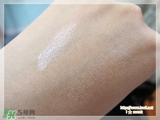 貝玲妃高光棒怎么用？貝玲妃高光棒使用方法