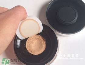 bareminerals礦物粉底怎么用？bareminerals貝茗礦物粉底使用方法