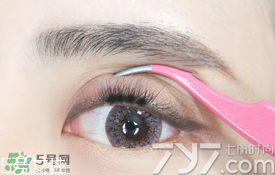 假睫毛怎么貼自然，你不知道的事