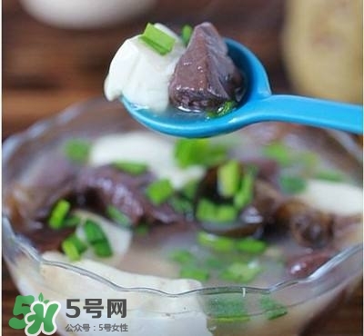 寶寶貧血吃什么 寶寶貧血吃什么補(bǔ)血快 寶寶貧血吃什么 寶寶貧血吃什么補(bǔ)血快