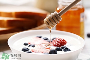 蜂蜜的作用與功效 蜂蜜的好處 蜂蜜的作用與功效 蜂蜜的好處